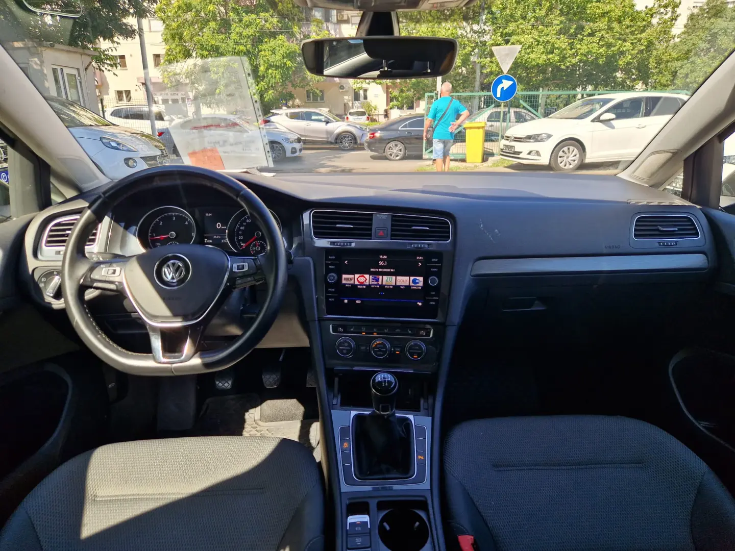 VOLKSWAGEN GOLF 1.6 TDI 115CP Comfortline