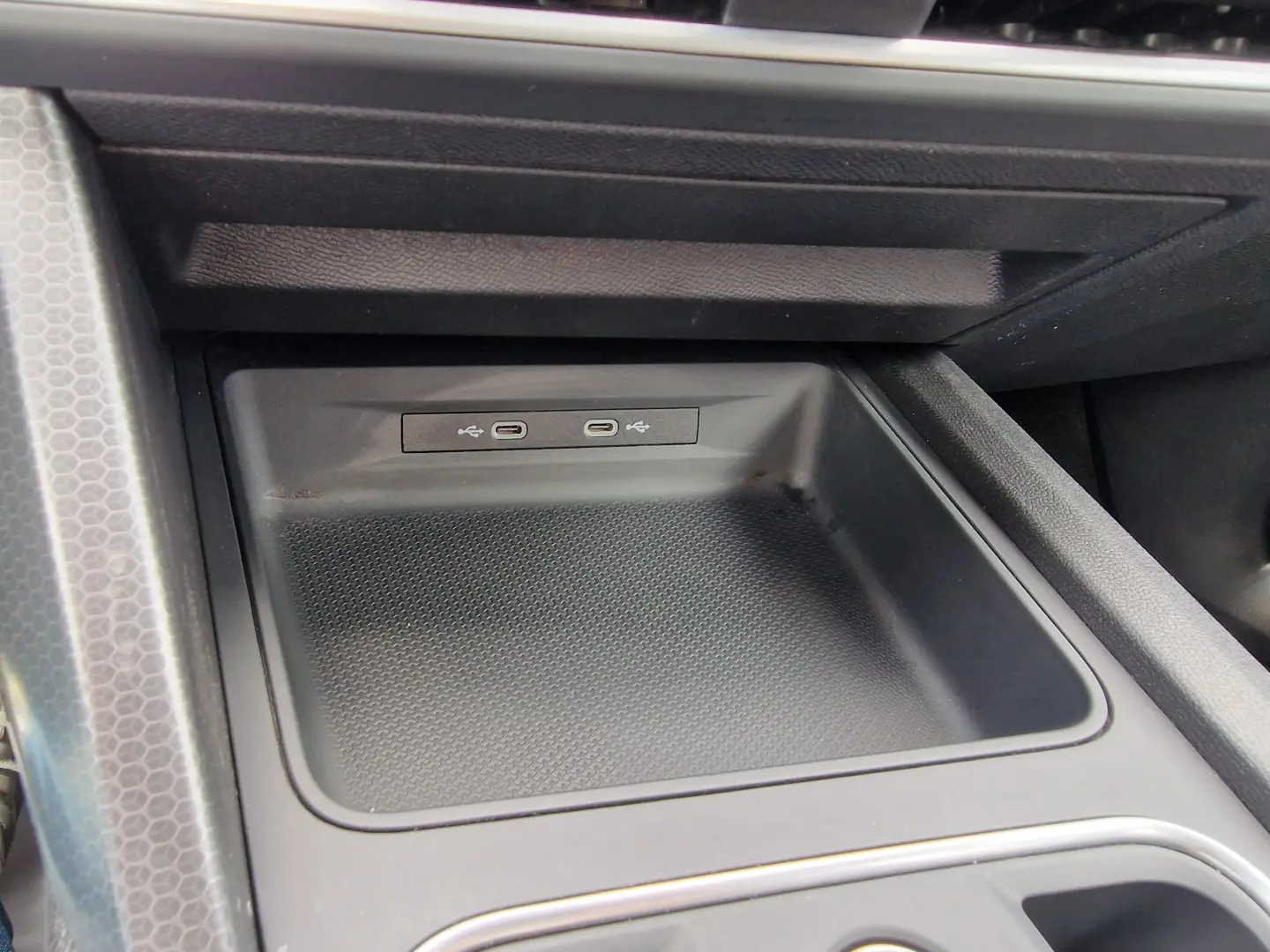 SEAT LEON ST 1.0 ETSI mHEV DSG7 Style 2022