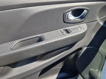 RENAULT CLIO 0.9 TCe 90CP MT5 LIFE COLLECTION 2020