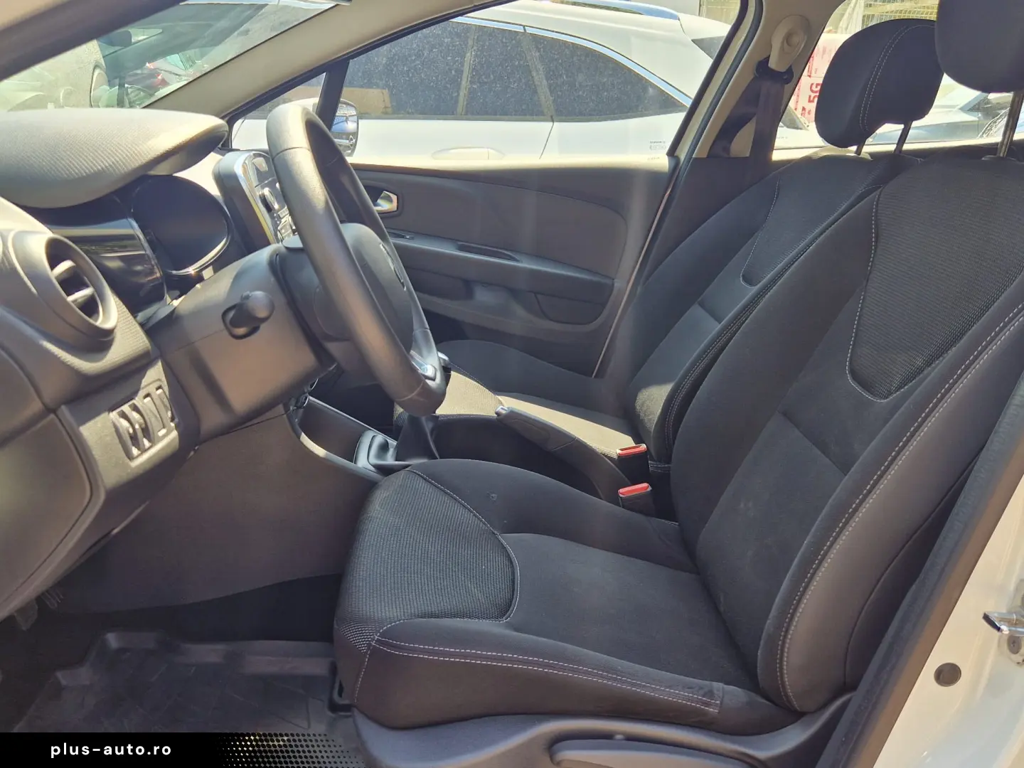 RENAULT CLIO 0.9 TCe 90CP MT5 LIFE COLLECTION 2020