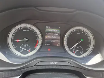 SKODA KAROQ 1.6 Tdi 115CP DSG AMBITION 2020