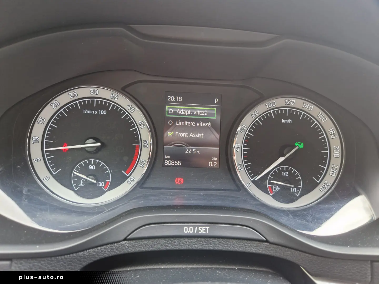 SKODA KAROQ 1.6 Tdi 115CP DSG AMBITION 2020