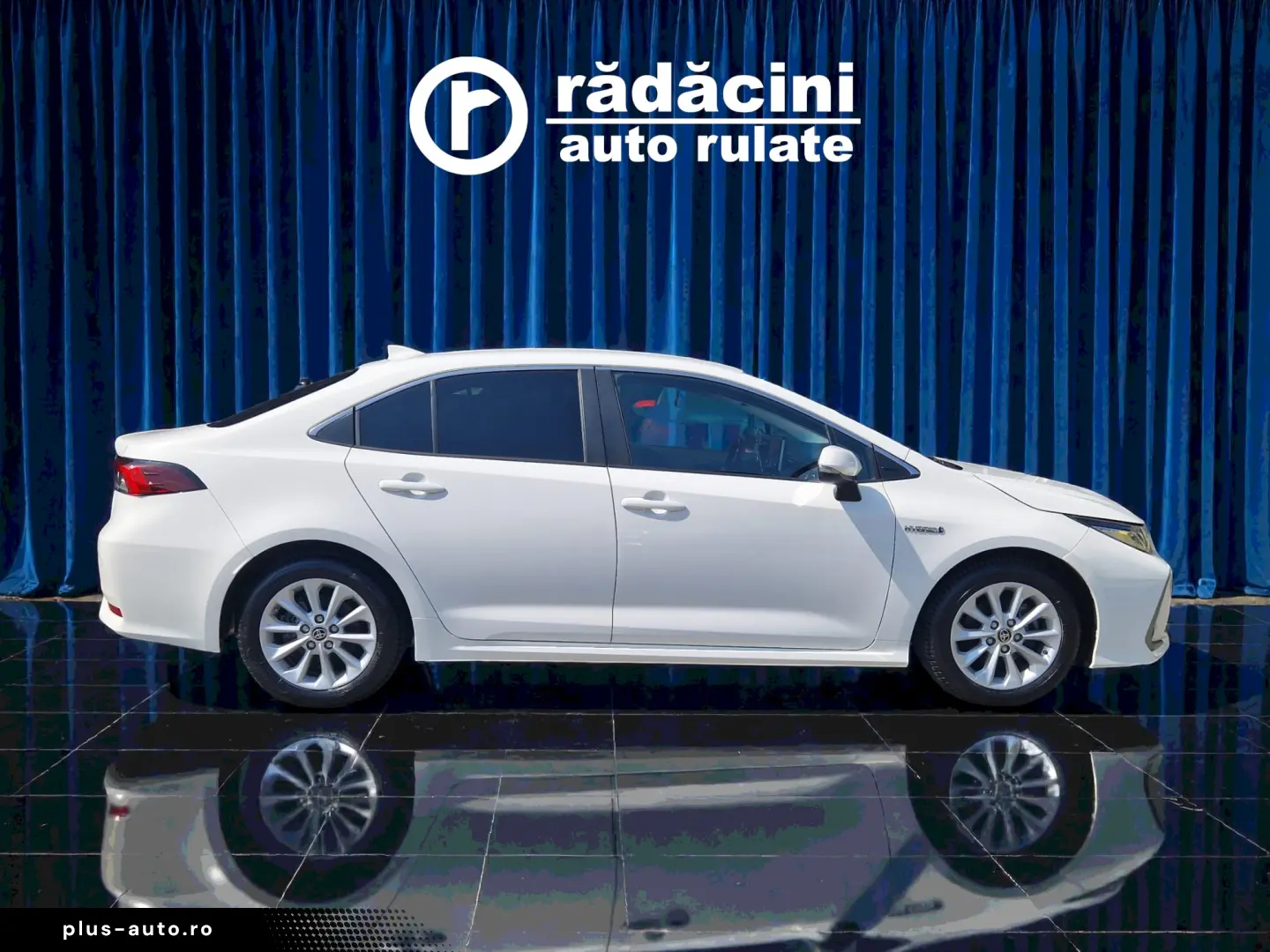 TOYOTA COROLLA SEDAN 1.8 HYBRID DYNAMIC HSD E-CVT 2021