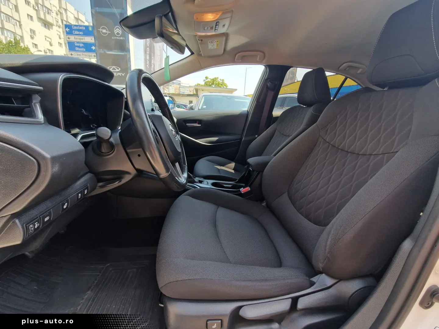 TOYOTA COROLLA SEDAN 1.8 HYBRID DYNAMIC HSD E-CVT 2021