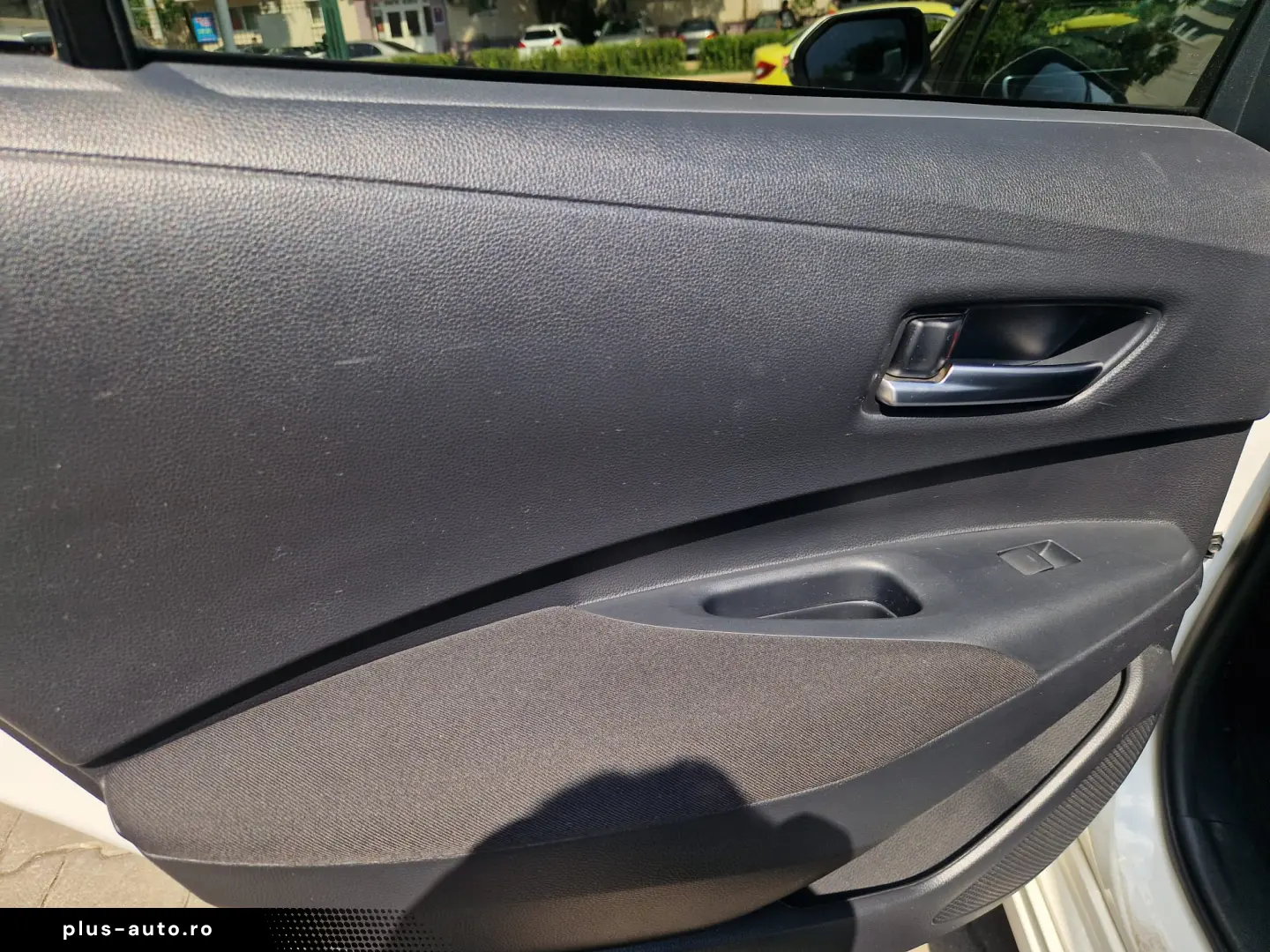 TOYOTA COROLLA SEDAN 1.8 HYBRID DYNAMIC HSD E-CVT 2021