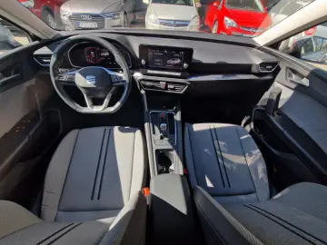 SEAT LEON SPORTSTOURER STYLE