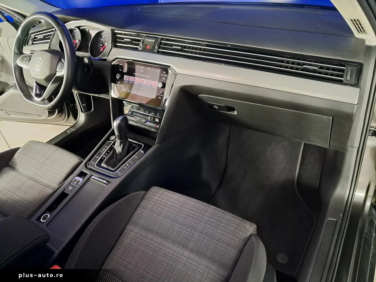 VOLKSWAGEN PASSAT VARIANT COMFORTLINE DSG