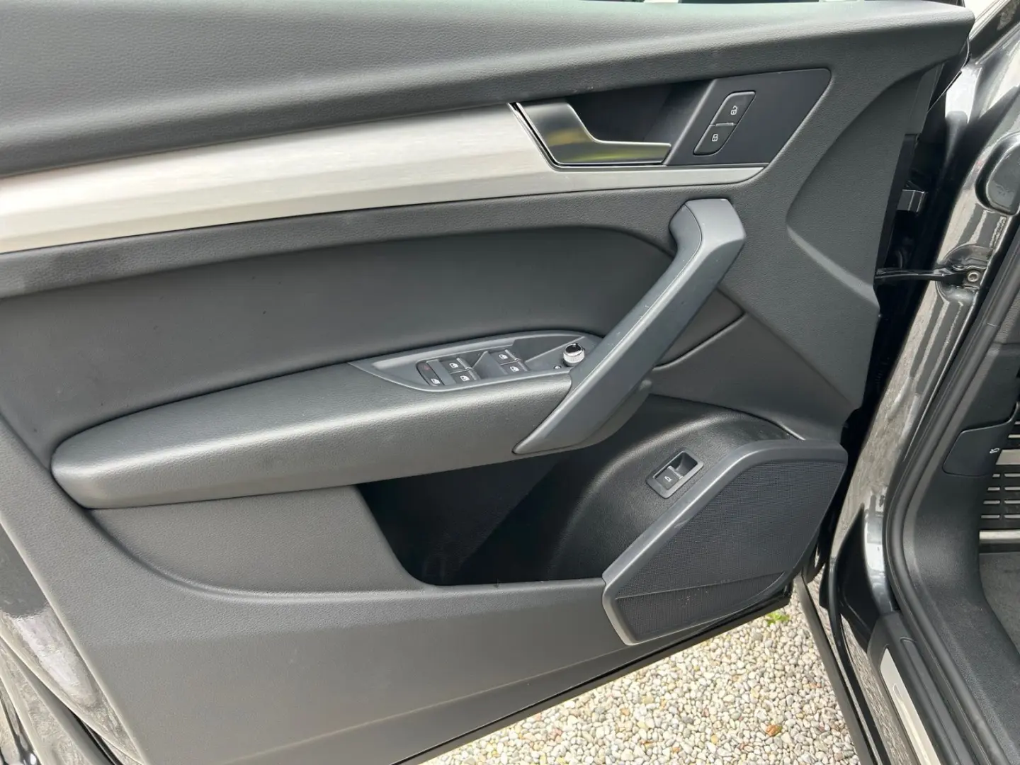 Q5 40 TFSI quattro S tronic S line AHK Matrix