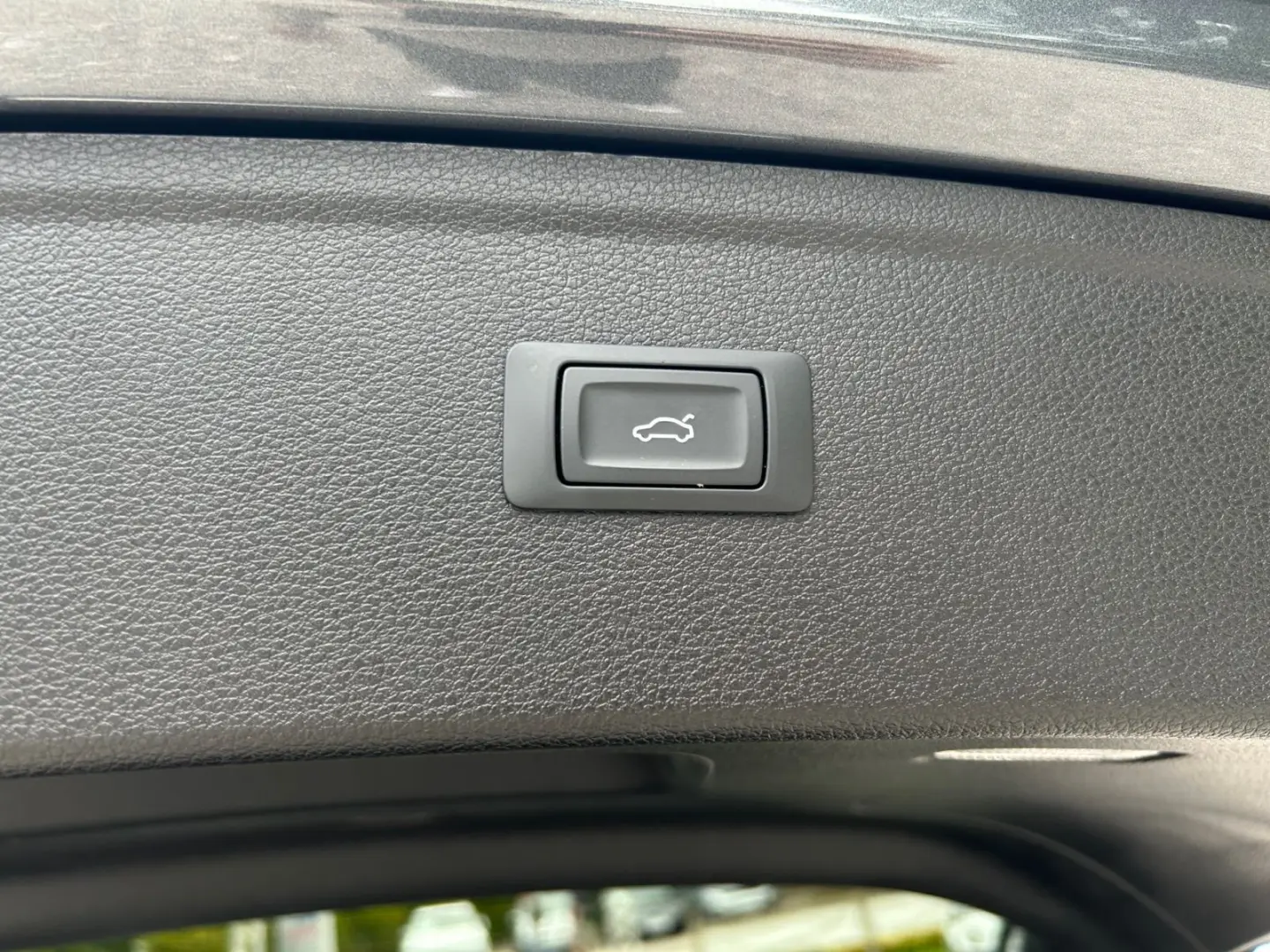 Q5 40 TFSI quattro S tronic S line AHK Matrix