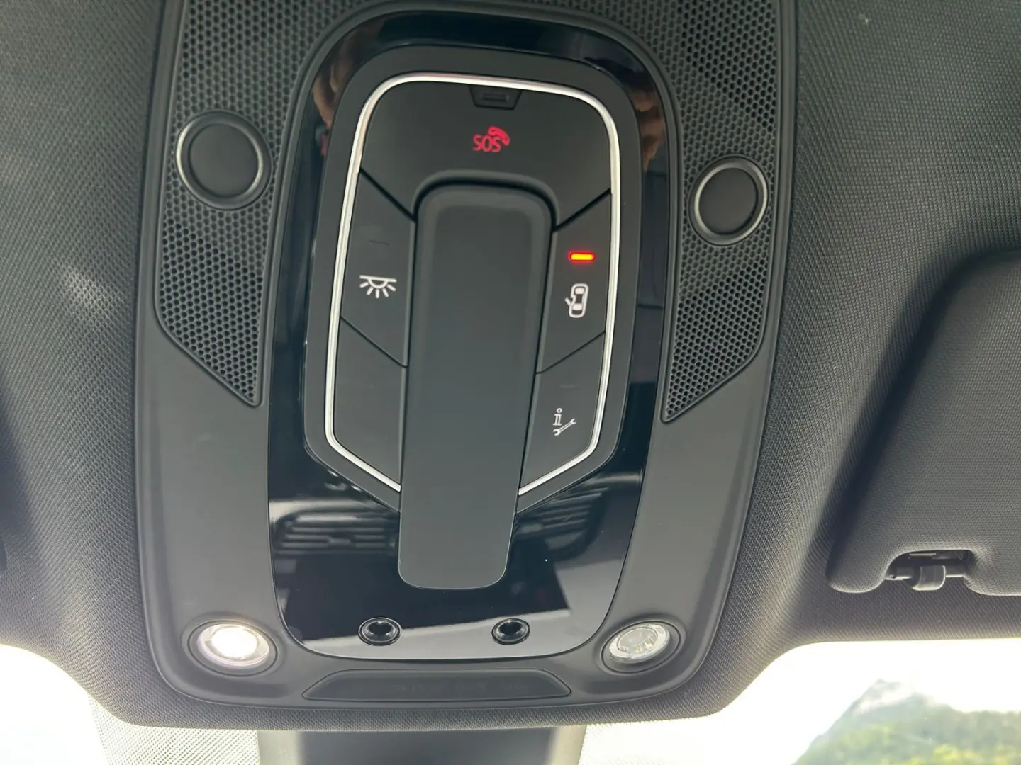 Q5 40 TFSI quattro S tronic S line AHK Matrix