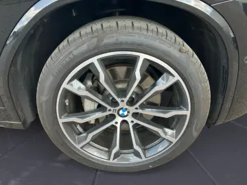 X4 xDrive30d AT M-PAKET   LASER   AHK   GARANTIE