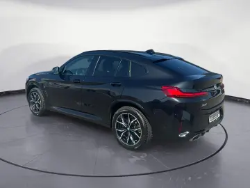 X4 xDrive30i AT M Sportpaket Innovationsp. AHK