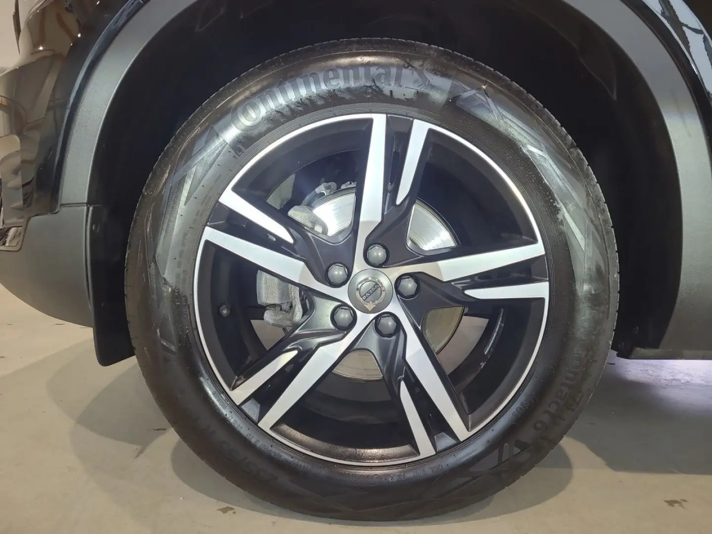 XC 40 R Design 2WD Bluetooth Navi LED Klima