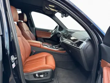 X7 xDrive40i M-Sport AHK Iconic Glow 360°