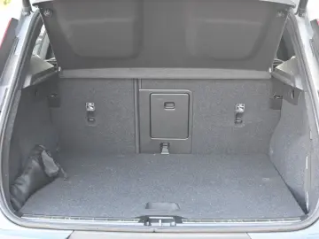 XC40 T5 Recharge Plug-In Hybrid Plus Bright