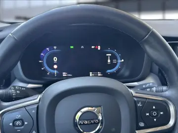 XC 60 Inscription Expression Recharge Plug-In