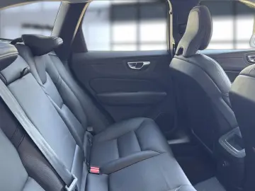 XC 60 Inscription Expression Recharge Plug-In