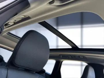 XC 60 Inscription Expression Recharge Plug-In