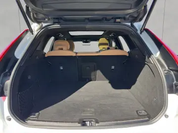 XC60 B4 Plus-Dark Aut Glasd Nappaleder Braun RC2