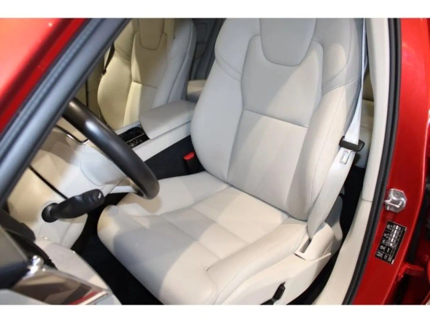 XC60 T8 Recharge Inscription AWD AHK Standheizun