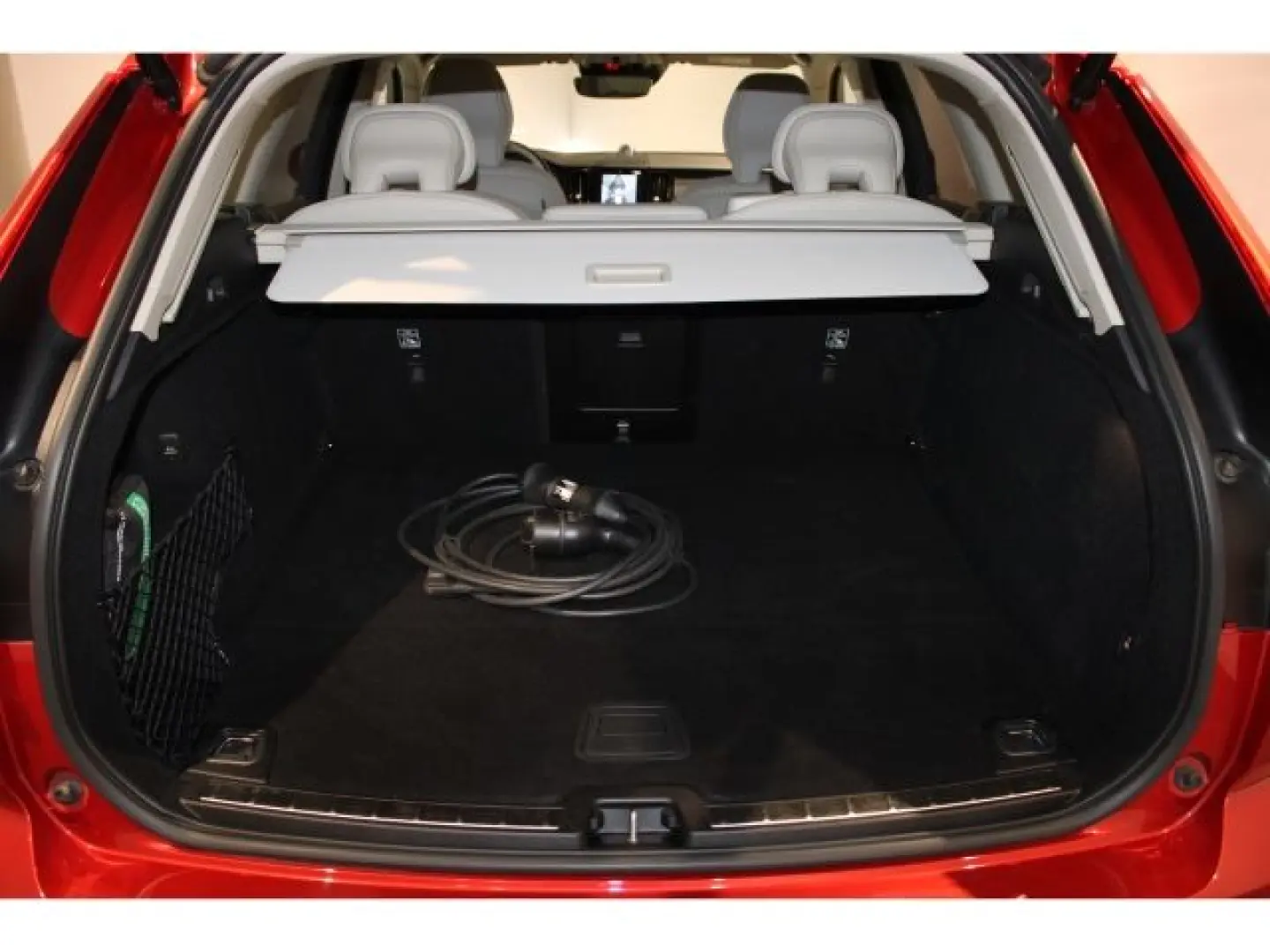 XC60 T8 Recharge Inscription AWD AHK Standheizun