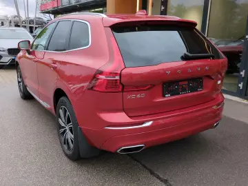 XC60 Inscription Recharge Plug-In Hybrid AWD T8 