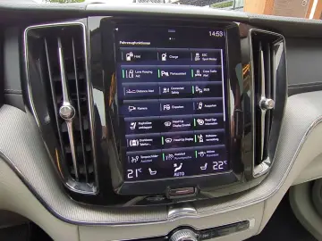 XC60 Inscription Recharge Plug-In Hybrid AWD T8 