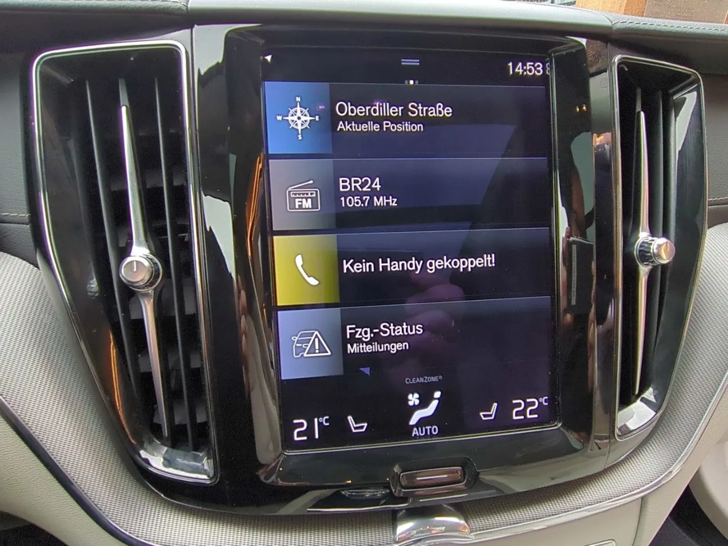 XC60 Inscription Recharge Plug-In Hybrid AWD T8 