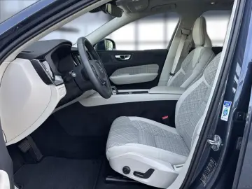 XC 60 Inscription Expression Recharge Plug-In