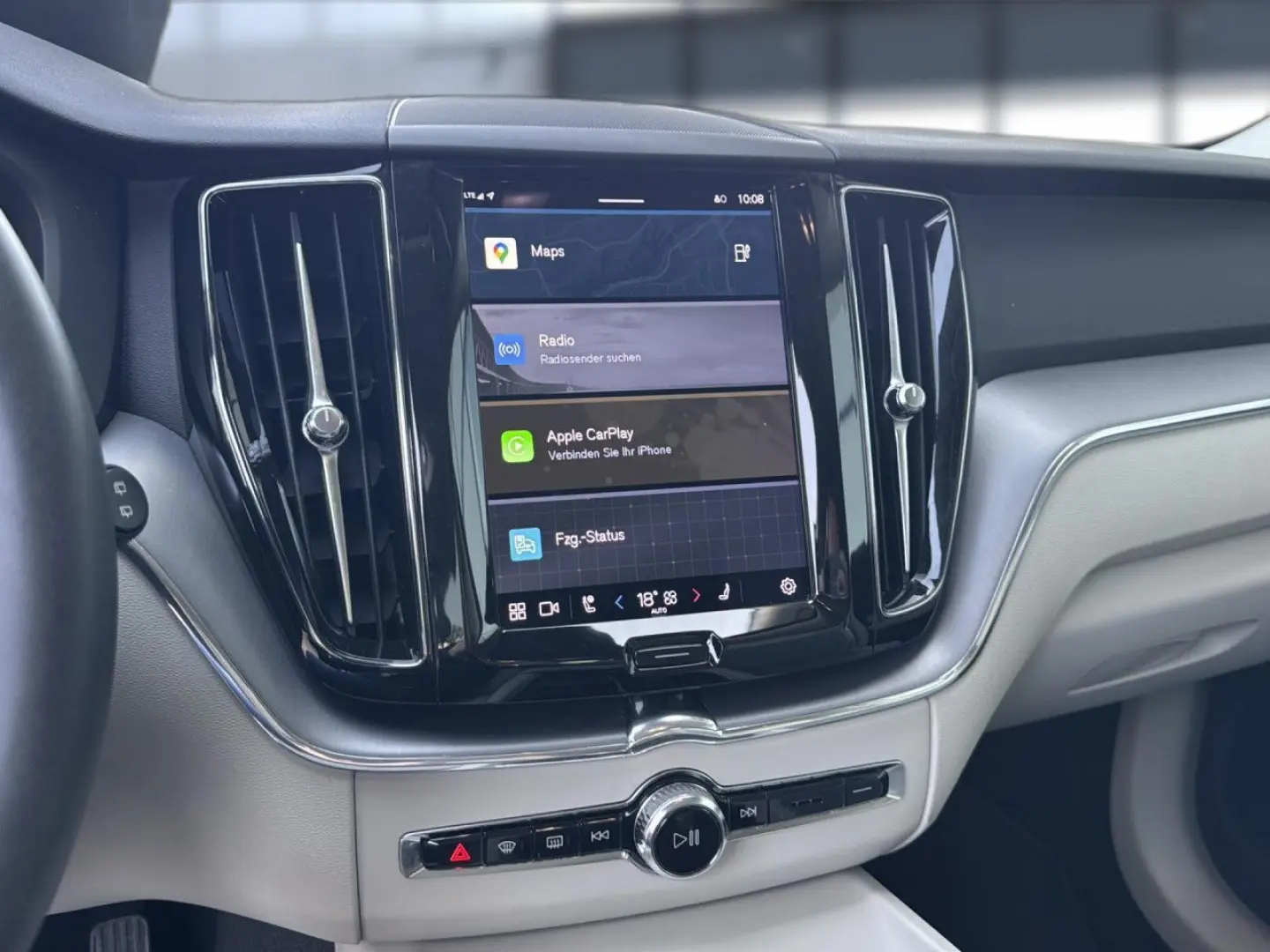 XC 60 Inscription Expression Recharge Plug-In
