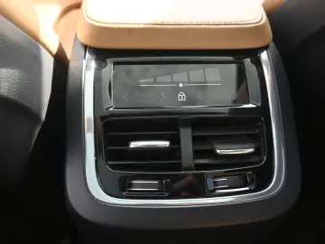 XC90 T8 Inscript. PHEV AWD*H&K*RFK*PANO*STHZG*