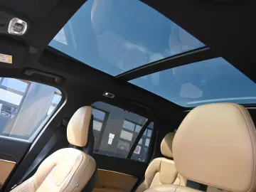 XC90 T8 Inscript. PHEV AWD*H&K*RFK*PANO*STHZG*