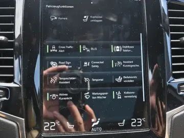 XC90 T8 Inscript. PHEV AWD*H&K*RFK*PANO*STHZG*