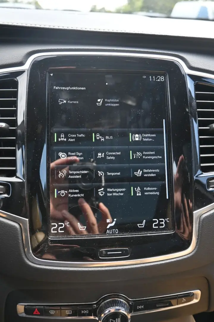 XC90 T8 Inscript. PHEV AWD*H&K*RFK*PANO*STHZG*
