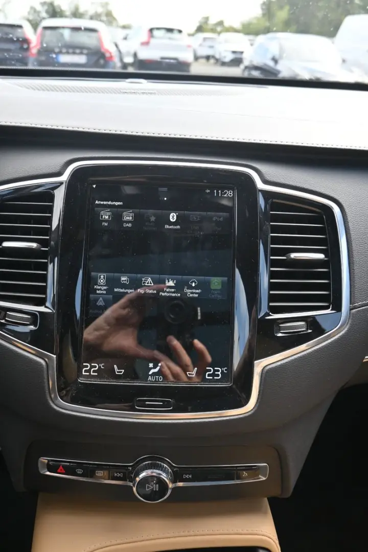 XC90 T8 Inscript. PHEV AWD*H&K*RFK*PANO*STHZG*