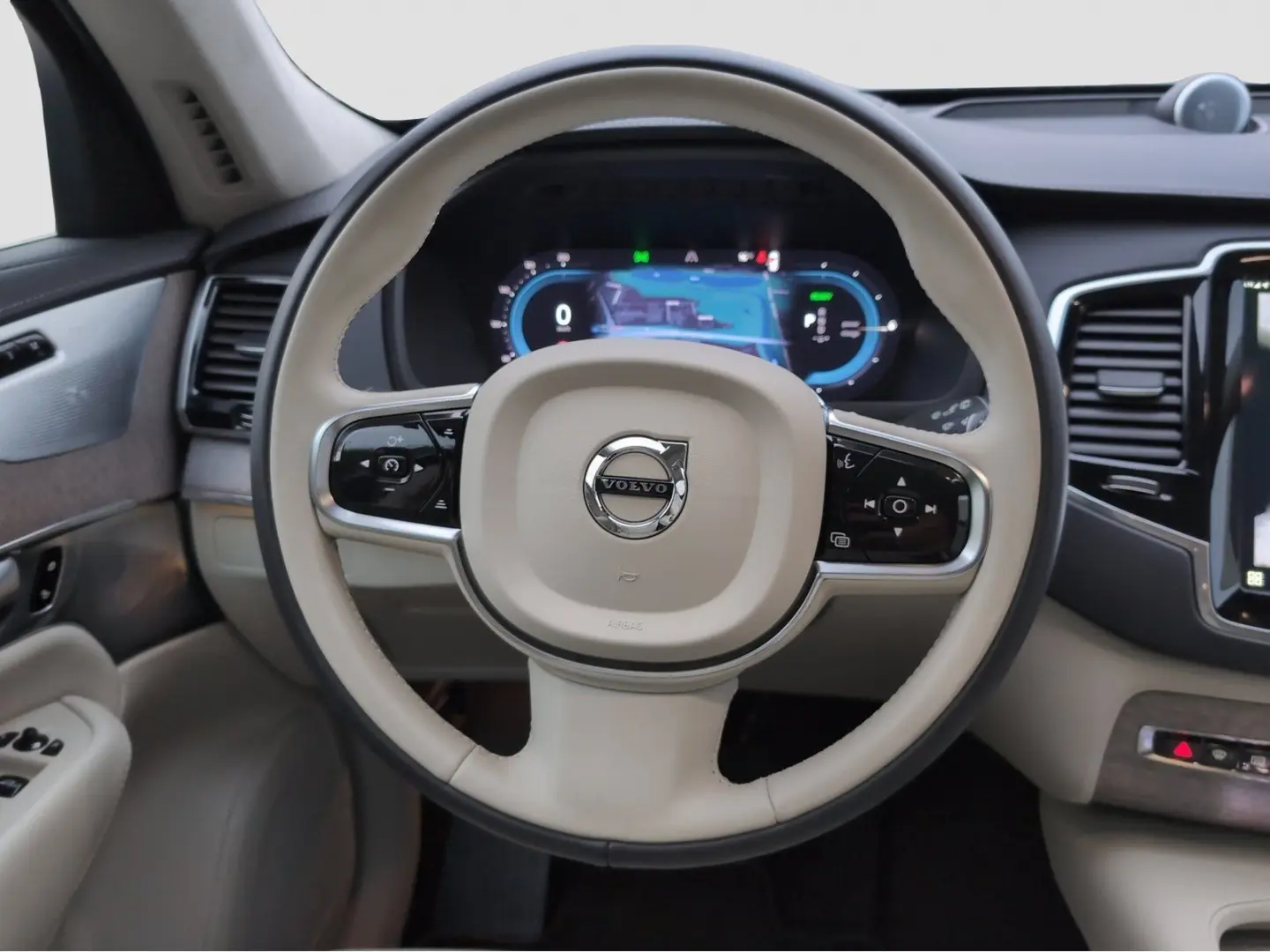 XC90+T8+Recharge+AWD+GT+Ultimate+Bright+7 Sitze.
