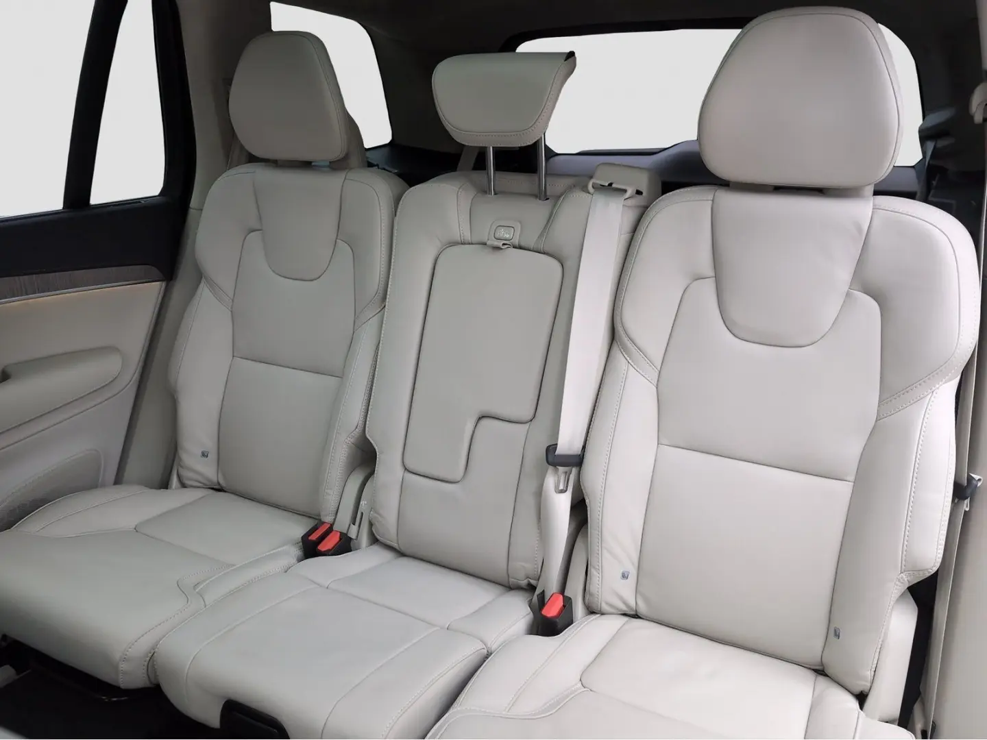 XC90+T8+Recharge+AWD+GT+Ultimate+Bright+7 Sitze.