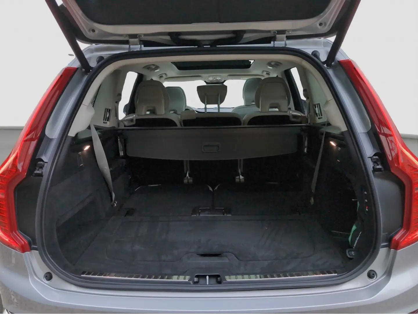 XC90+T8+Recharge+AWD+GT+Ultimate+Bright+7 Sitze.