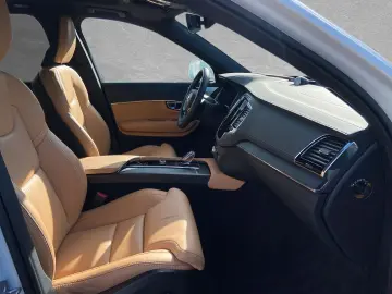 XC90 T8 AWD Recharge Plus Bright 7-Sitzer AHK