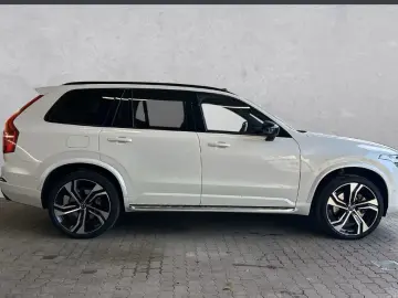 XC90 Ultimate Dark Recharge Plug-In Hybrid AWD T