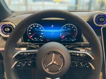 GLC 200 4M EDITION AMG-Line+Night+AHK+DISTRONIC