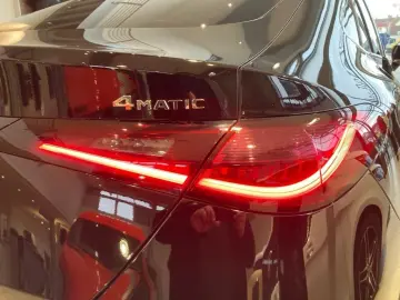 GLC 200 4M EDITION AMG-Line+Night+AHK+DISTRONIC