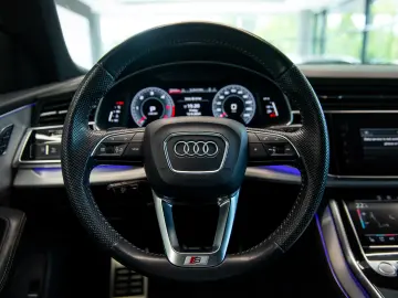 Audi Q8 50 TDI S Line Quattro Mild Hybrid tiptronic