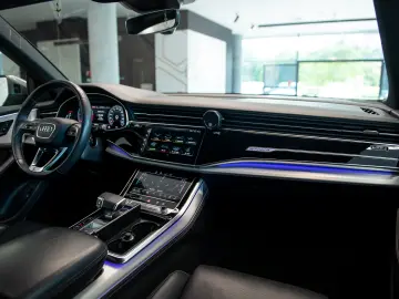 Audi Q8 50 TDI S Line Quattro Mild Hybrid tiptronic