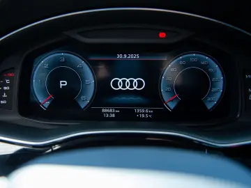 Audi Q8 50 TDI S Line Quattro Mild Hybrid tiptronic