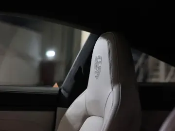 992 GT3 Touring | Exclusive Manufaktur - Voll