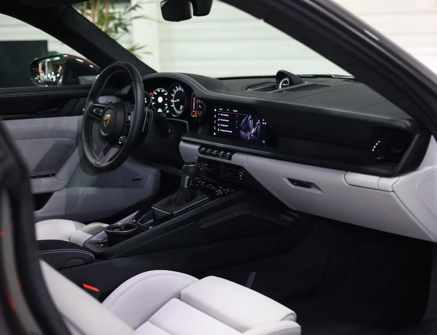 992 GT3 Touring | Exclusive Manufaktur - Voll