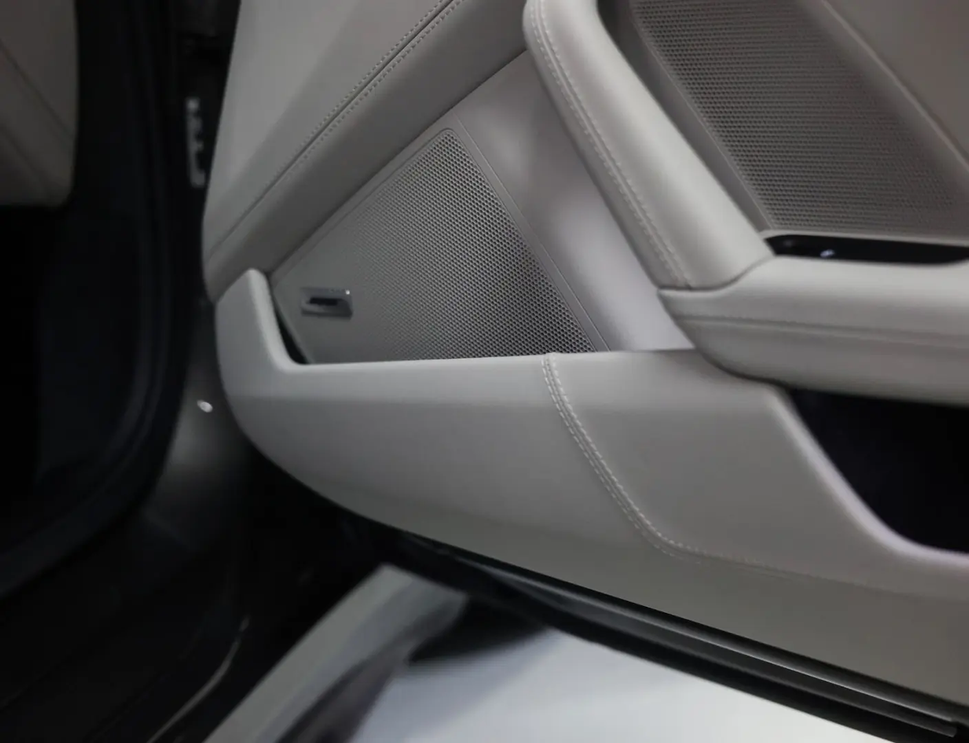 992 GT3 Touring | Exclusive Manufaktur - Voll
