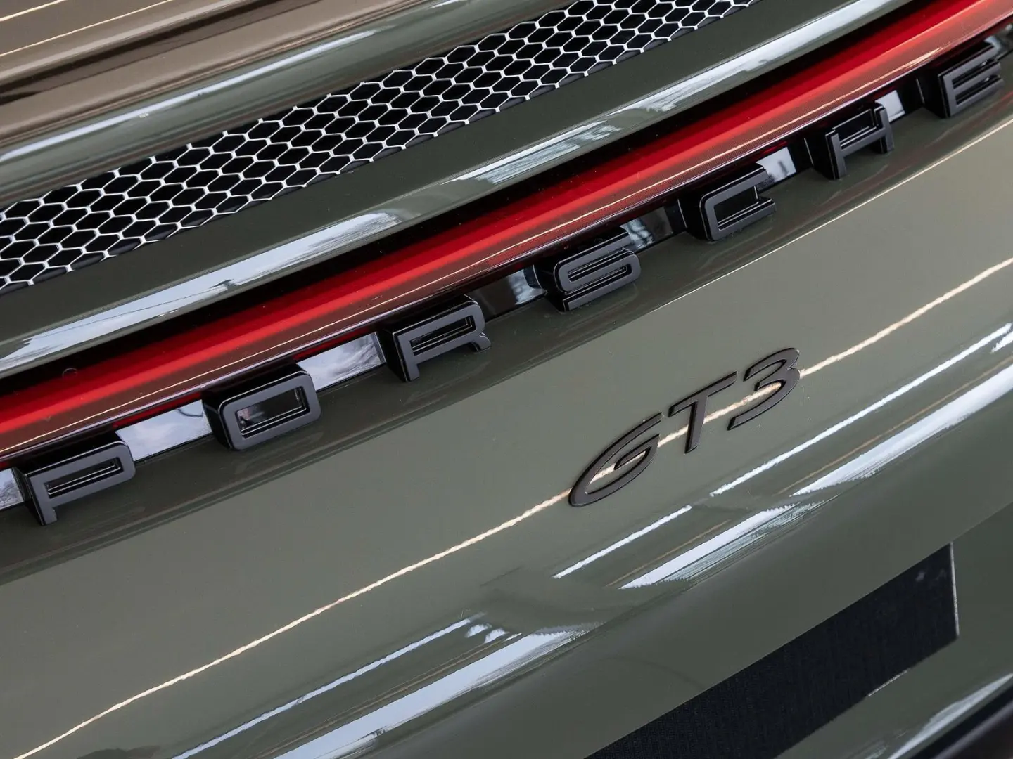 911 GT3 Blackolive PTS