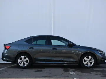 SKODA OCTAVIA STYLE 1.5 Benzina